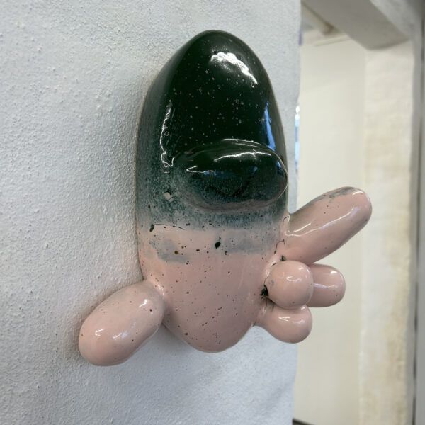 Tina Hvid, galleri kbh kunst, stentøj, skulptur, vægskulptur