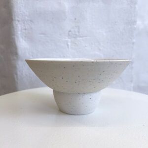 Lena Malchau, keramik, porcelæn, vase, indsats, unika, billig kunst, kunsthåndværk
