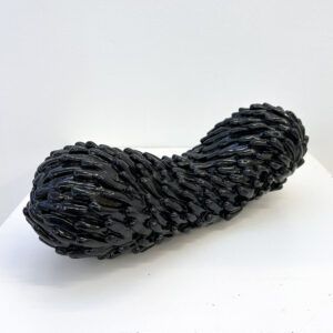 Nina Leth, Galleri kbh kunst, skulptur, keramik, glaseret, keramikskulptur, unika, billig kunst, fed kunst, sort